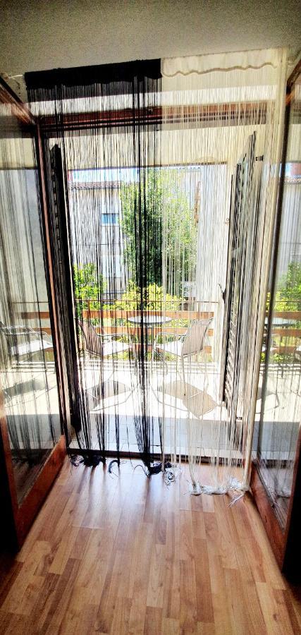 Umago Inn Екстериор снимка
