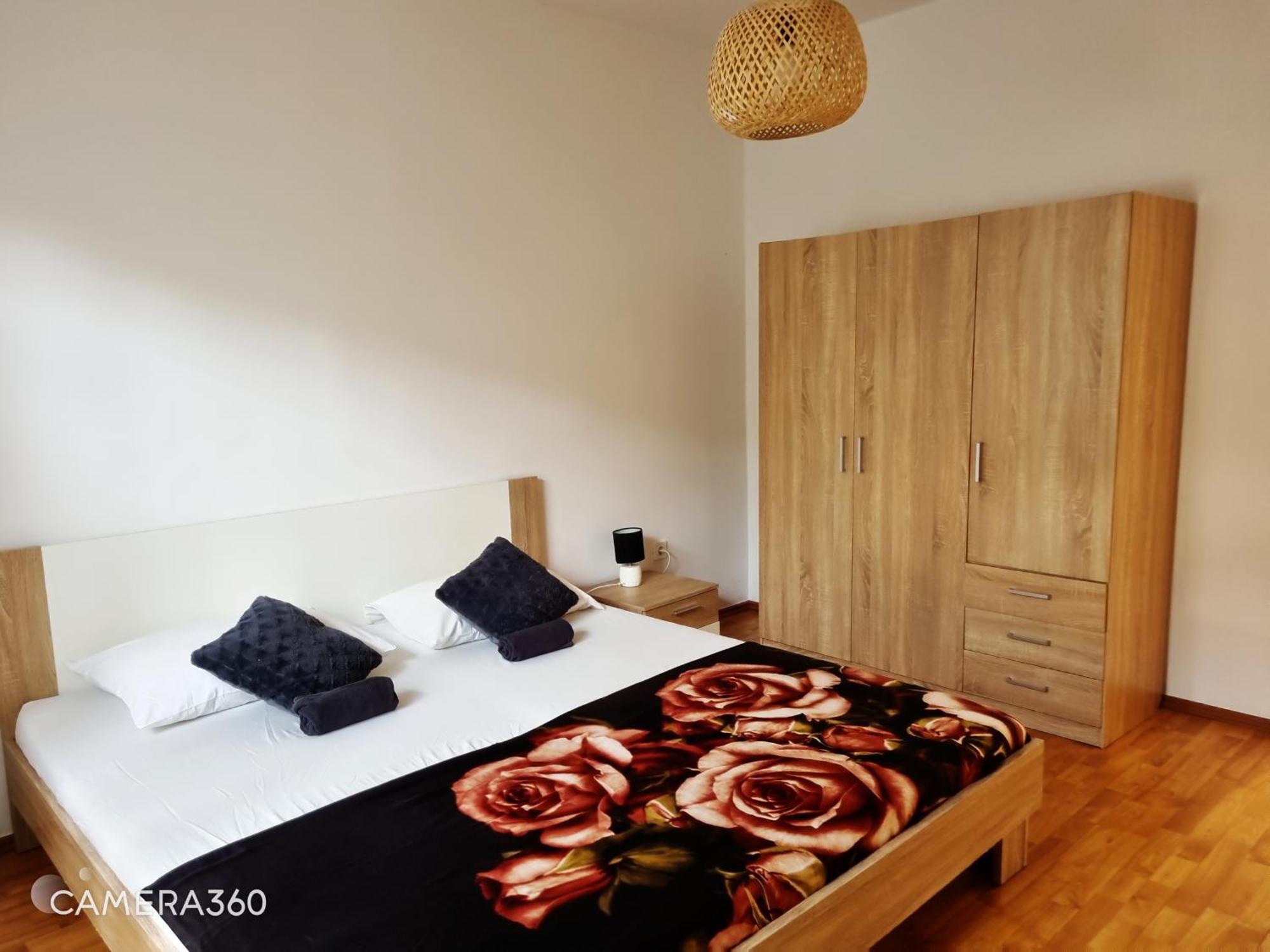 Umago Inn Екстериор снимка